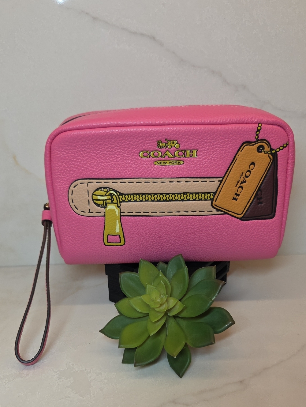 Coach Dempsey Boxy Cosmetic Case 20 with Trompe L'Oeil Print - Picture 5 of 11